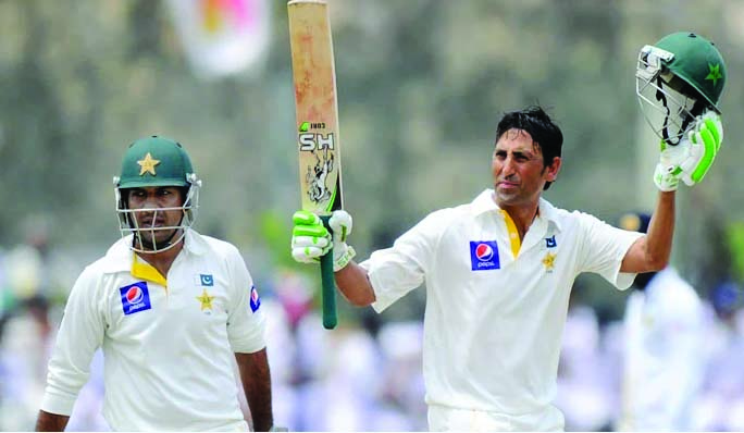 Pakistan Eye Younis Khan to Replace Sarfaraz Ahmed as Test Coach